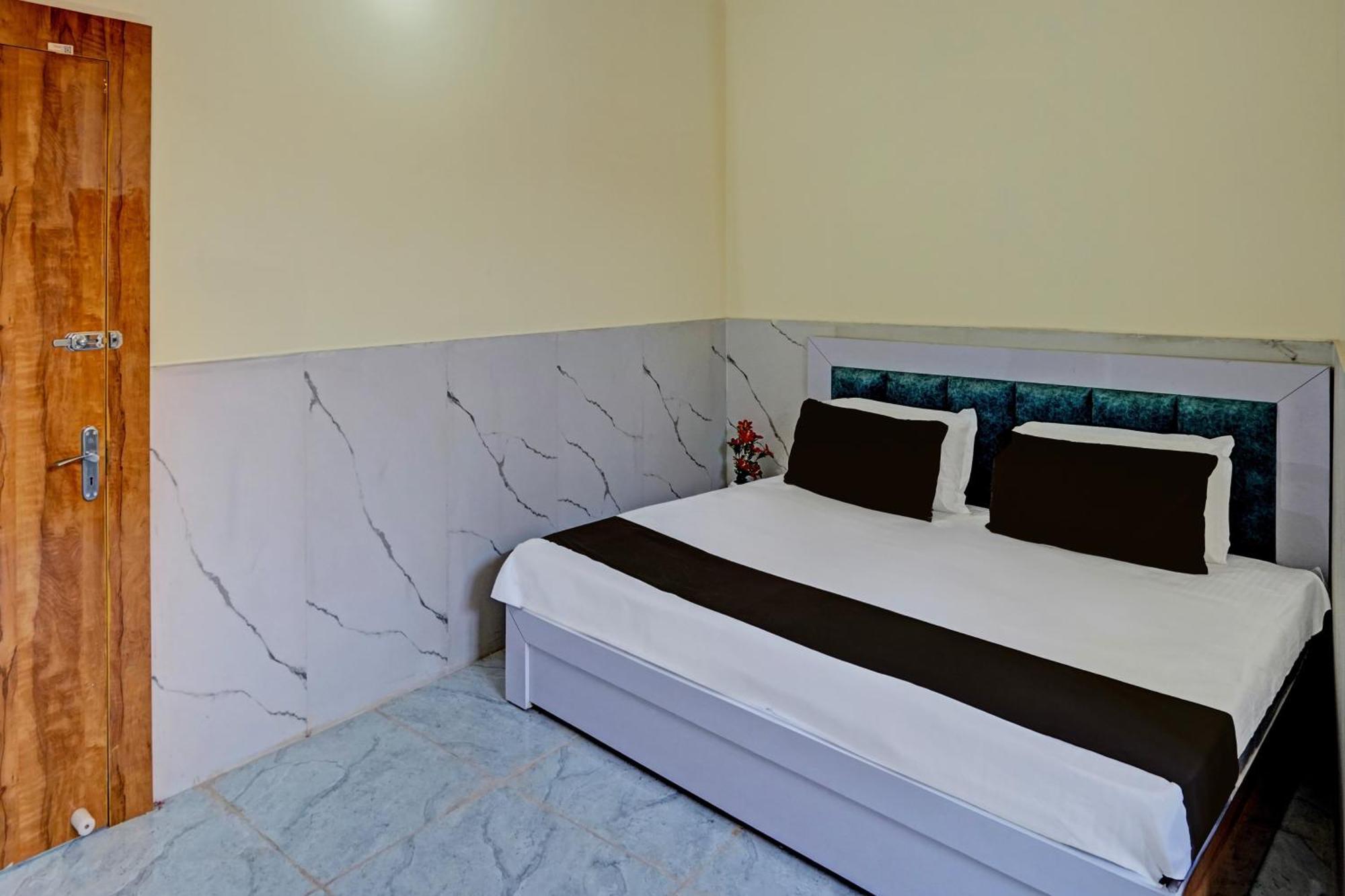 Hotel O Abhinav Hotel Noida Exteriér fotografie